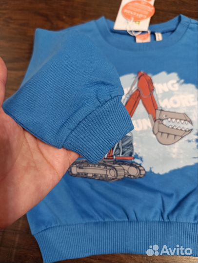 Свитшот новый кофта на мальчика 80-86 размер