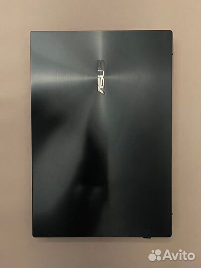 Asus Zenbook Pro Duo UX581G Ноутбук
