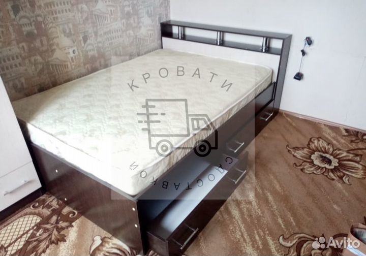 Кровать двуспальная