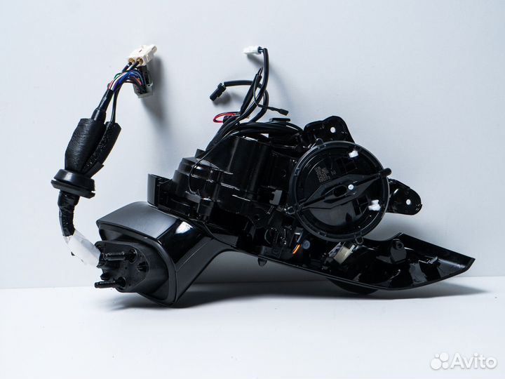 Зеркало правое Zeekr 001 оригинал