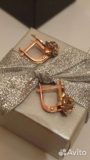 Золотые серьги с бриллиантами