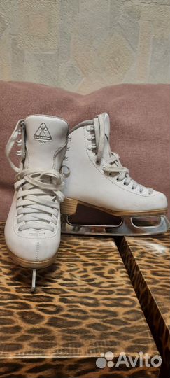 Фигурные коньки jackson