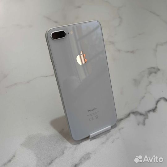 iPhone 8 plus отличный