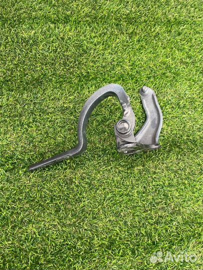 Петля двери задней Tesla Model X 2018