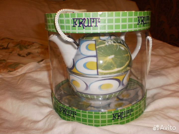 Продам новую Чайную пару