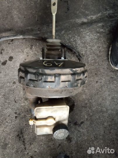 Усилитель тормозов Тормозной цилиндр на S80 01