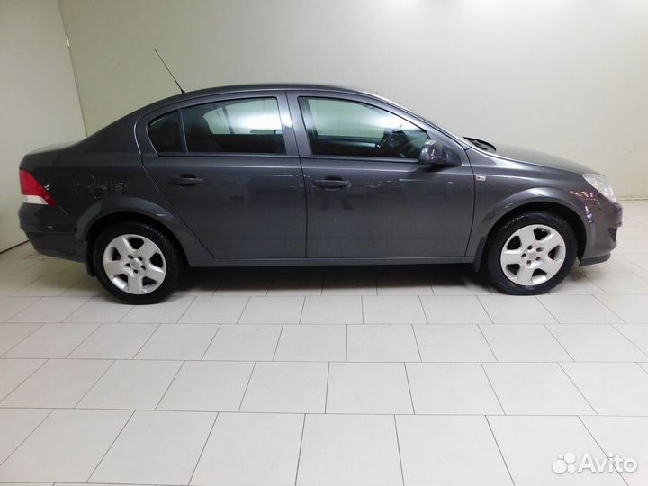 Opel Astra 1.6 МТ, 2011, 157 346 км