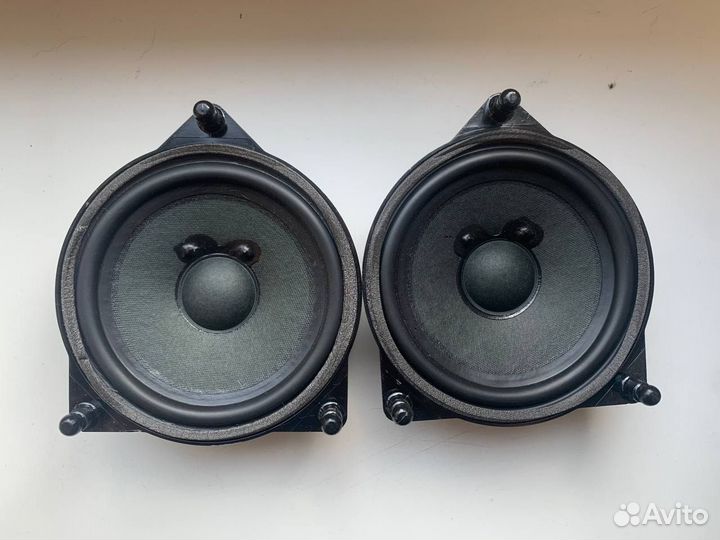 Динамики из Mercedes с200