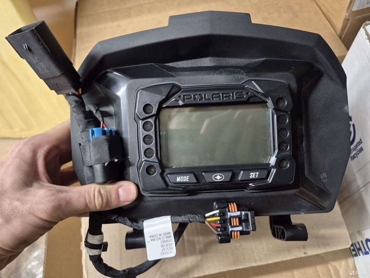 Polaris RMK Axys 850 21-25 приборная панель