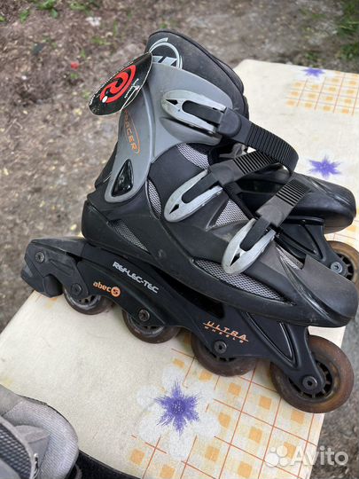 Роликовые коньки