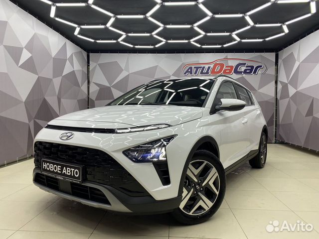 Hyundai Bayon, 2022 с пробегом, цена 2379300 руб.