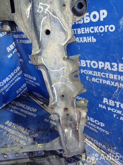 Передний подрамник Renault Megane 1 седан K4J 2003