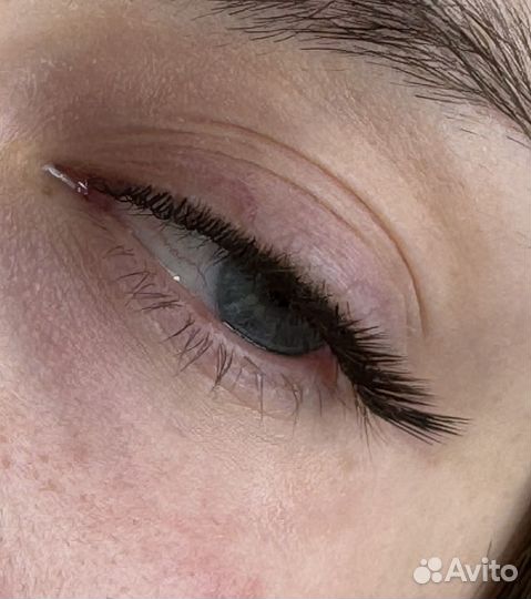 Професиональное наращивание ресничек