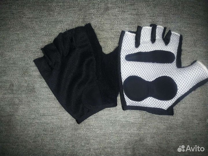 Перчатки для велосипеда