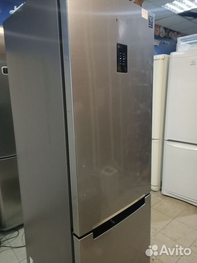 Холодильник samsung