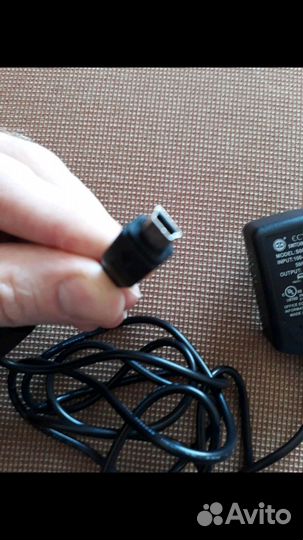 Зарядка для e-book,либо навигатора