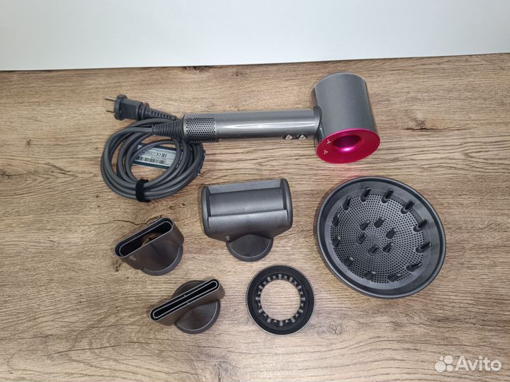 Фен Dyson supersonic hd08