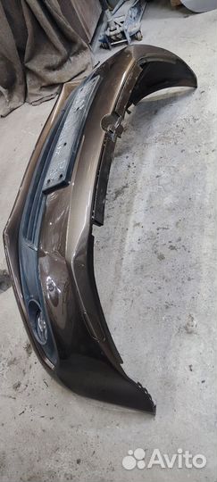 Передний бампер Volkswagen Jetta 6 в сборе