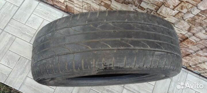 Bridgestone Dueler H/P Sport 215/60 R17 96H