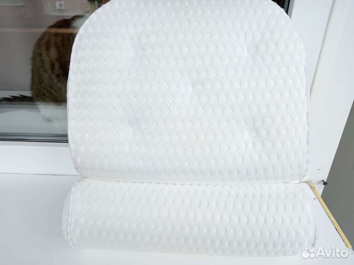 Подушка для ванны