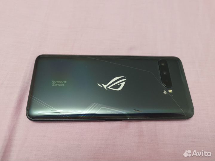 Asus Rog Phone 3, 12/256 ГБ