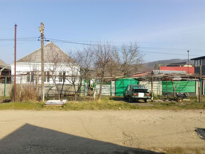 Дом 76 м² на участке 6 сот.