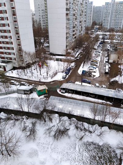 Машиноместо, 18 м²