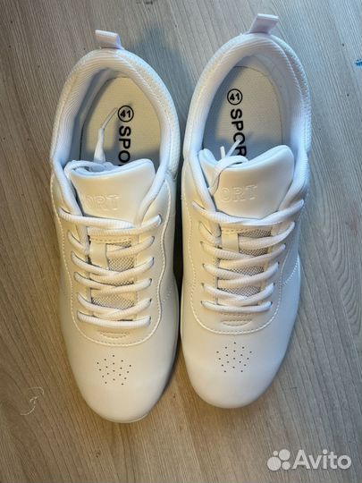 Кроссовки для чирлидинга