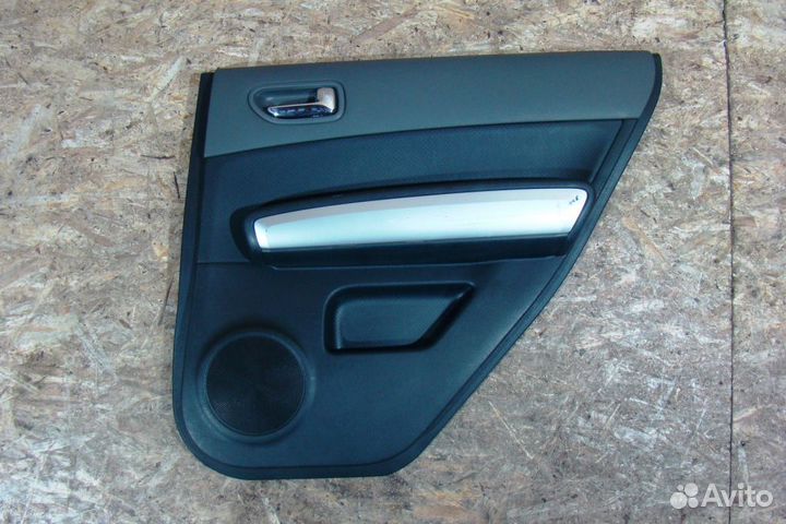 Nissan X-Trail T31 Обшивка двери задней правой