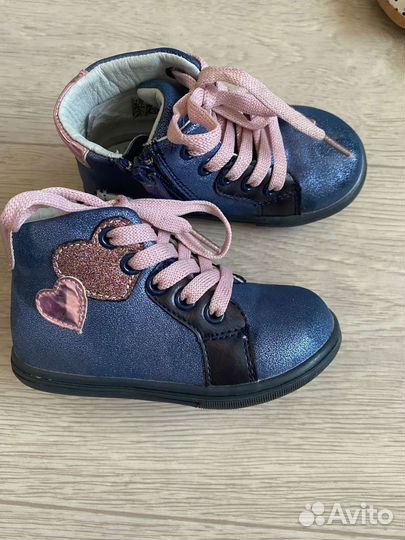 Детская обувь