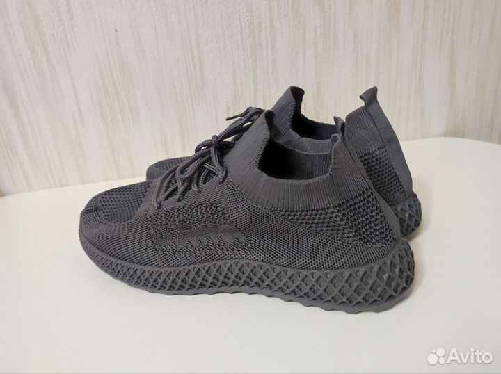 Кроссовки текстильные дышащие летние