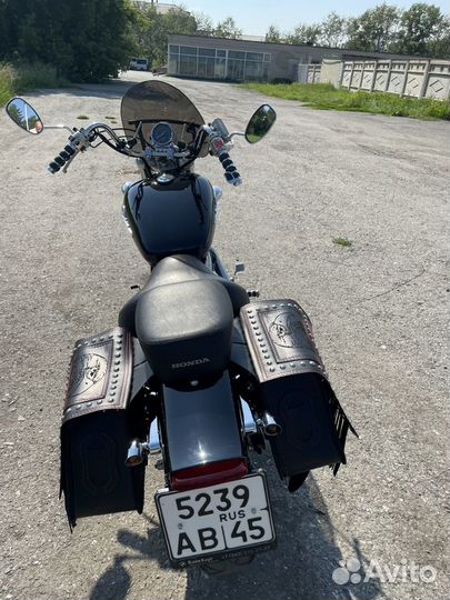 Продам отличный мотоцикл Honda Shadow VT1100c