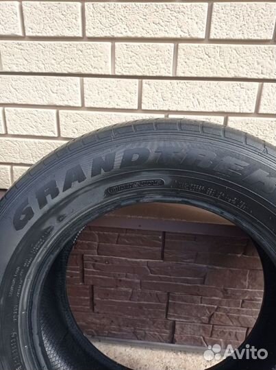 Dunlop Grandtrek ST30 225/65 R17 102H