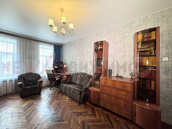 2-к. квартира, 72,4 м², 3/6 эт.