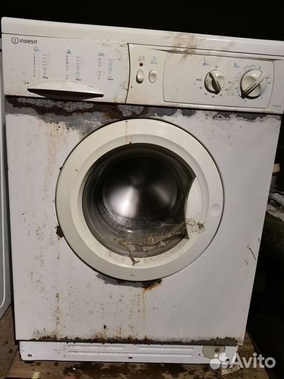 Стиральная машина Indesit wg824tp