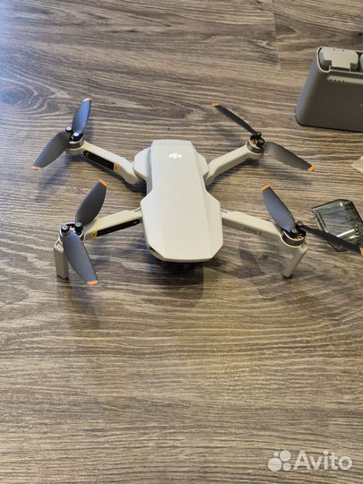 Квадрокоптер DJI mini 2 fly more combo
