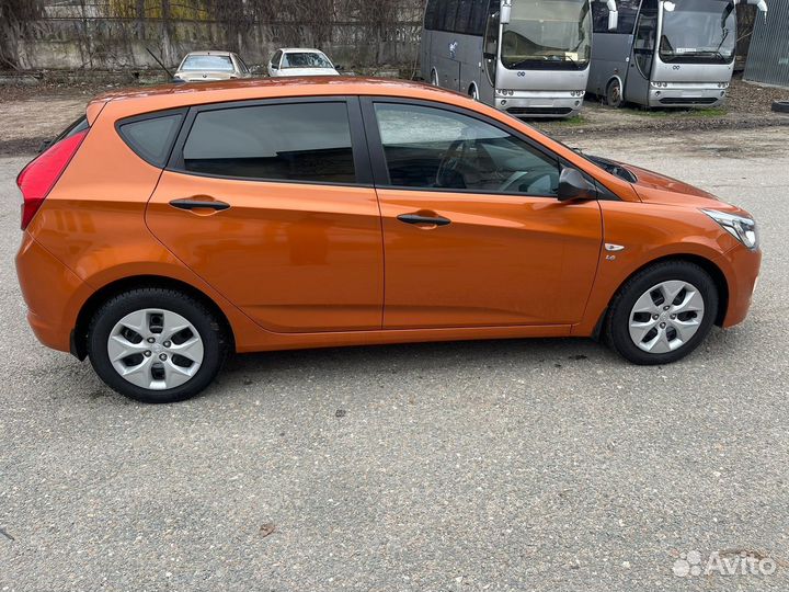 Hyundai Solaris 1.6 AT, 2015, 180 500 км