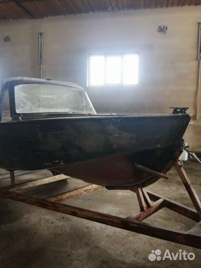 Лодка прогресс 4