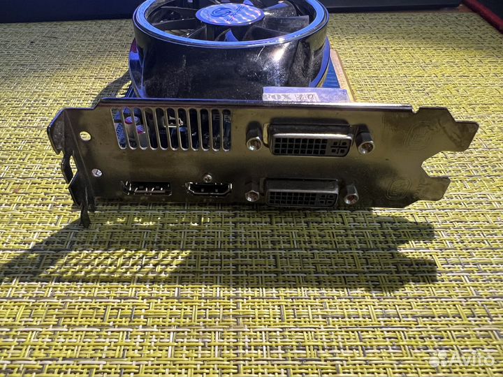 Видеокарта Sapphire Radeon HD 5750