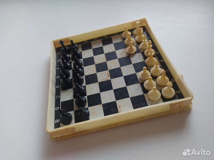 Магнитные шахматы