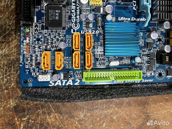 Комплект материнской платы Gigabyte на 5 видеокарт