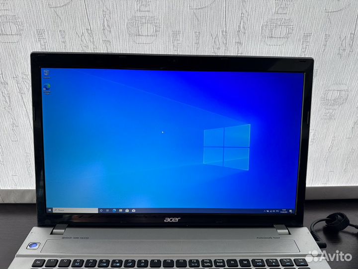 Ноутбук Acer Aspire V3-771G i5/8/250+500