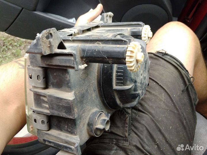 Фара левая Passat b3