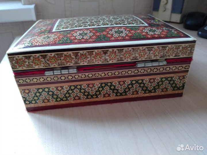 Шкатулка (Иран)