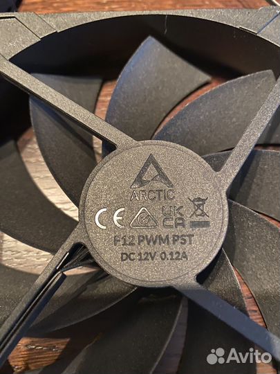 Вентилятор для корпуса Arctic F12 PWM PST