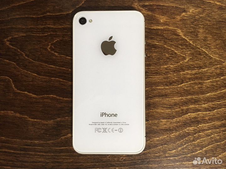 iPhone 4s белый 8Гб