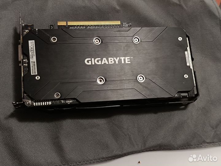Видеокарта Radeon RX 580 Gigabyte 8 гб