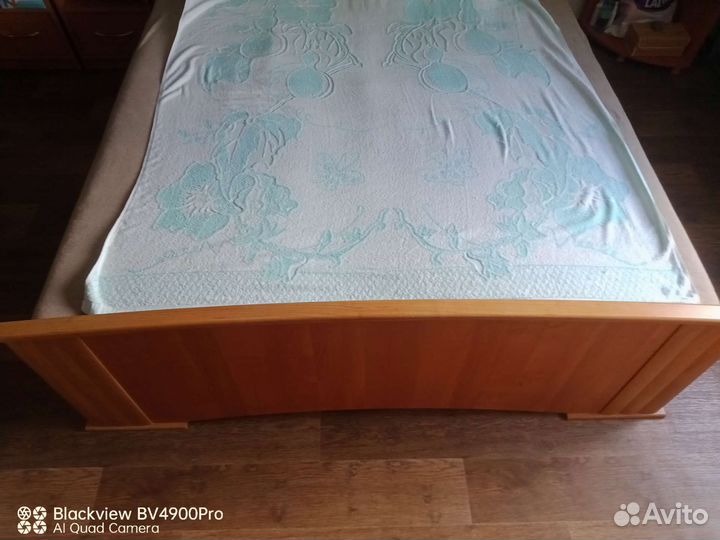 Кровать двухспальная с матрасом бу 160 200