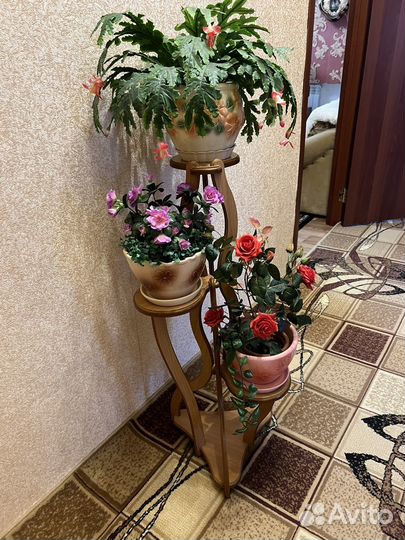 Подставка для цветов напольная