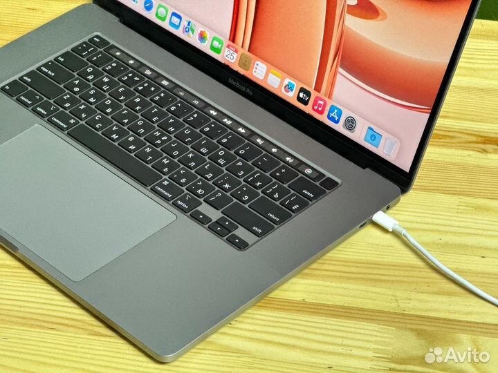 RU MacBook Pro 16 в топовой конфигурации